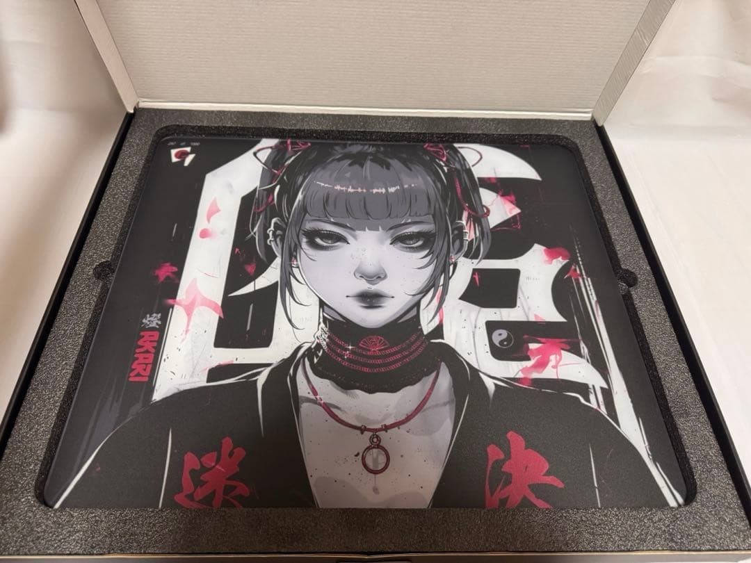GLSSWRKS Akari Premium Glass Mousepad Gaming Mousepad USED