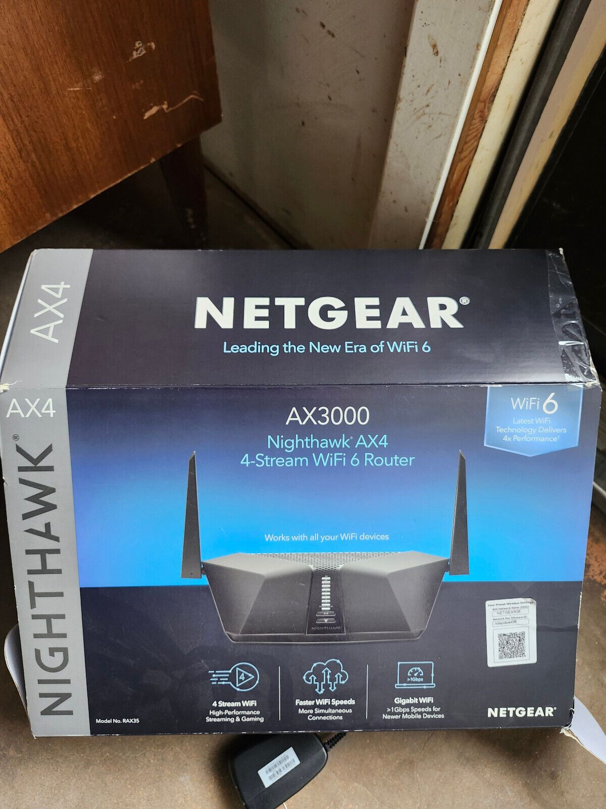 Netgear Nighthawk AX4 4-Stream AX3000 Wi-Fi6 Router 2.4/5GHz (RAX40-100NAS)