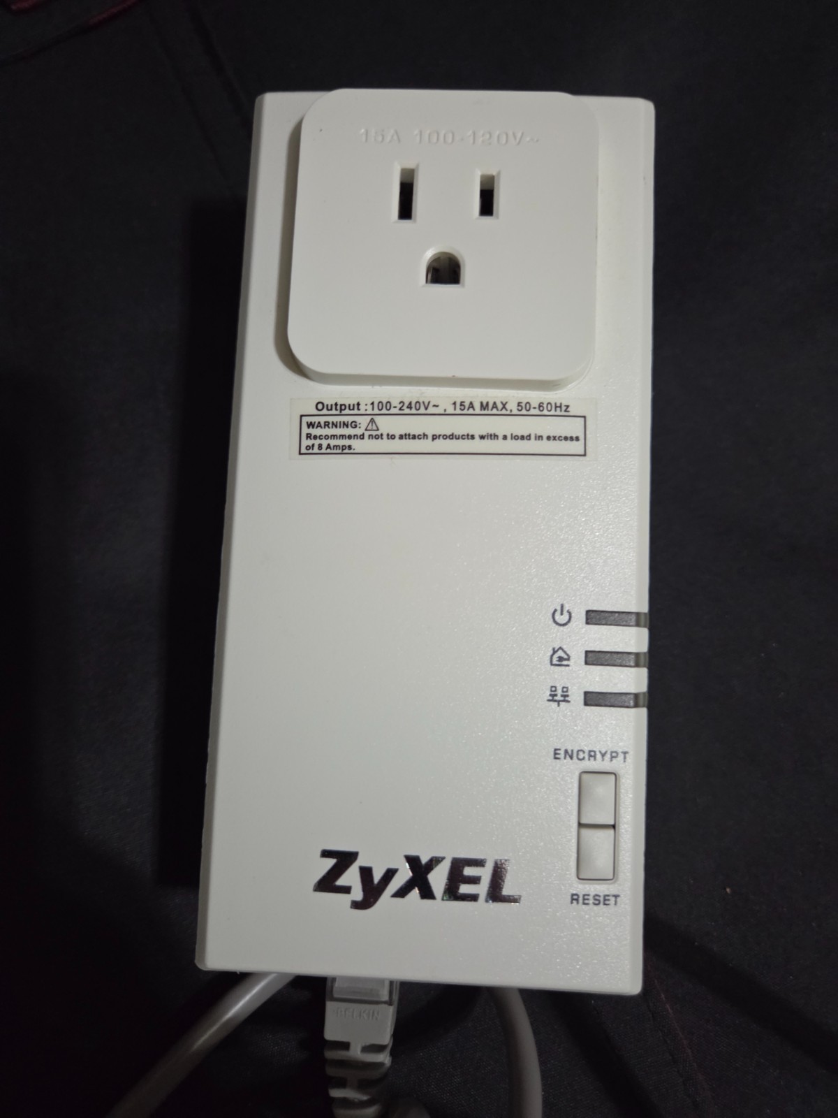 ZyXEL COMMUNICATIONS POWERLINE PASS THRU ETHERNET ADAPTOR 200 MBPS PLA-407