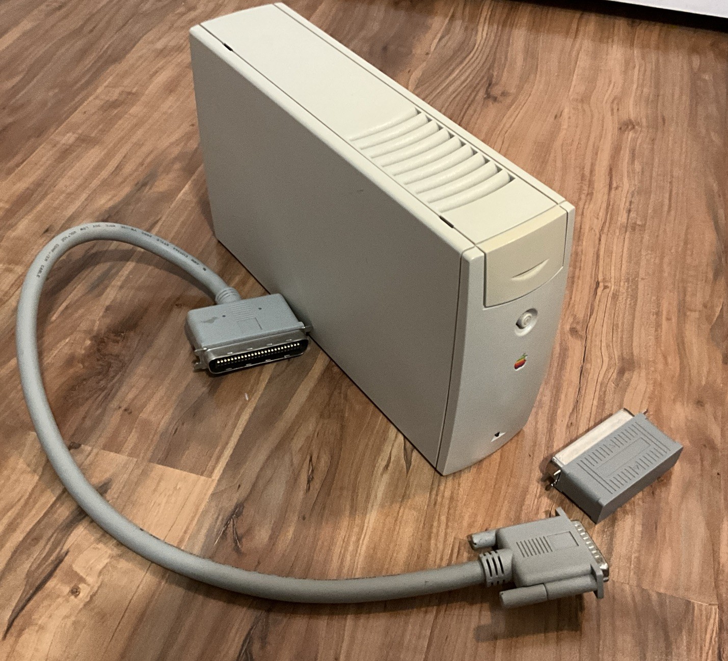 Apple 730MB SCSI Hard Drive Vintage Macintosh IIgs Lacie M2115 TESTED WORKING