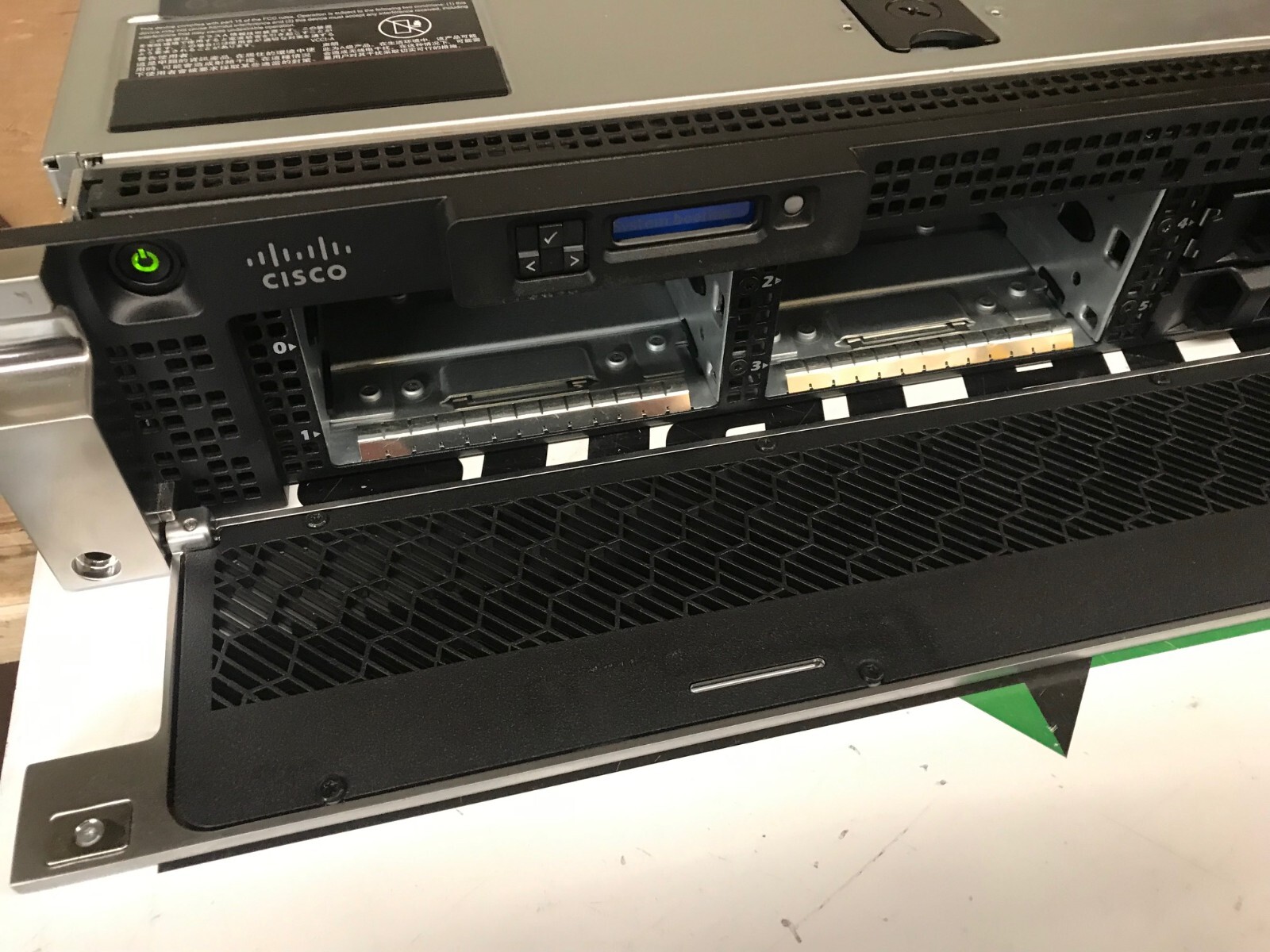 Cisco IronPort S370 Security Appliance E5520 2.26GHz 8GB (4*2GB) RAM No HDD LFF