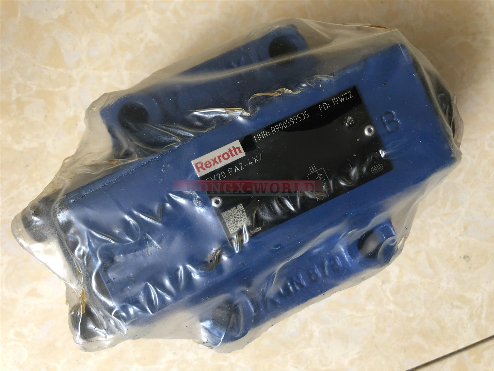 NEW 1PCS Rexroth Check valve R900599535 SV20PA2-4X/ FedEx or DHL