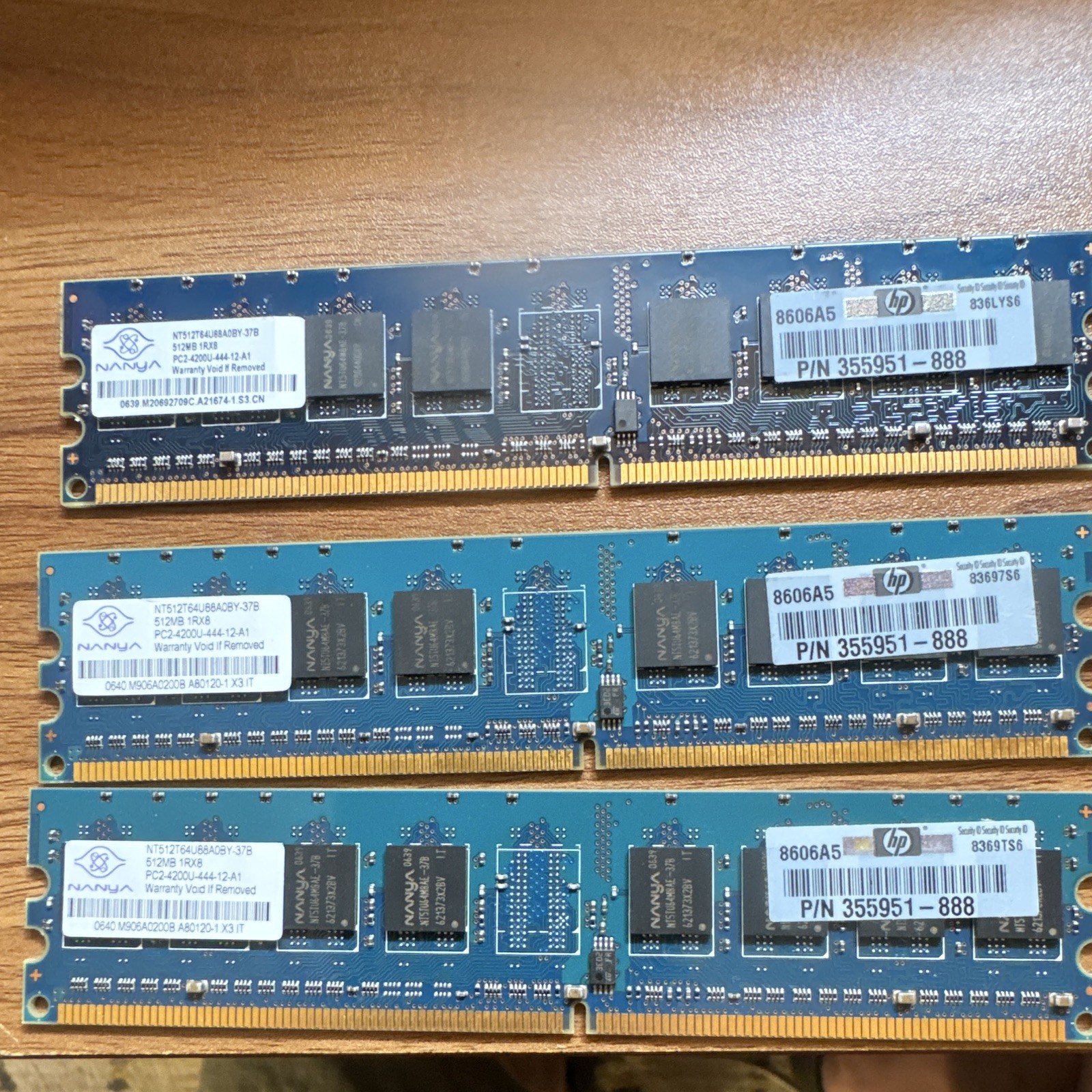 Nanya 1.5GB (3x512MB) DDR2 PC2-4200U 240-Pin DIMM Unbuffered RAM 0041