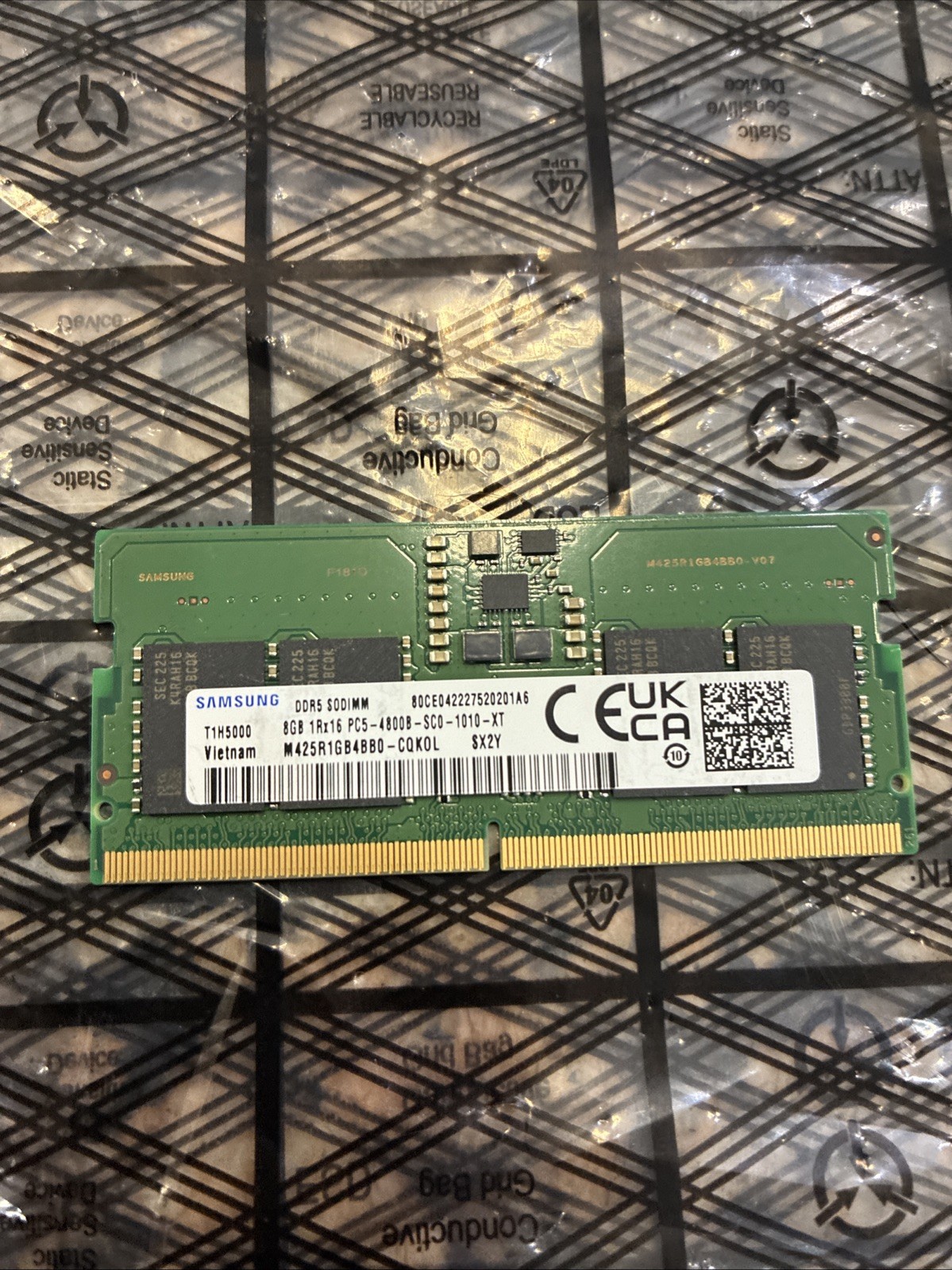 Samsung 8GB DDR5 4800MHz PC5-4800B SODIMM Laptop RAM M425R1GB4BB0-CQKOL -GRADE A