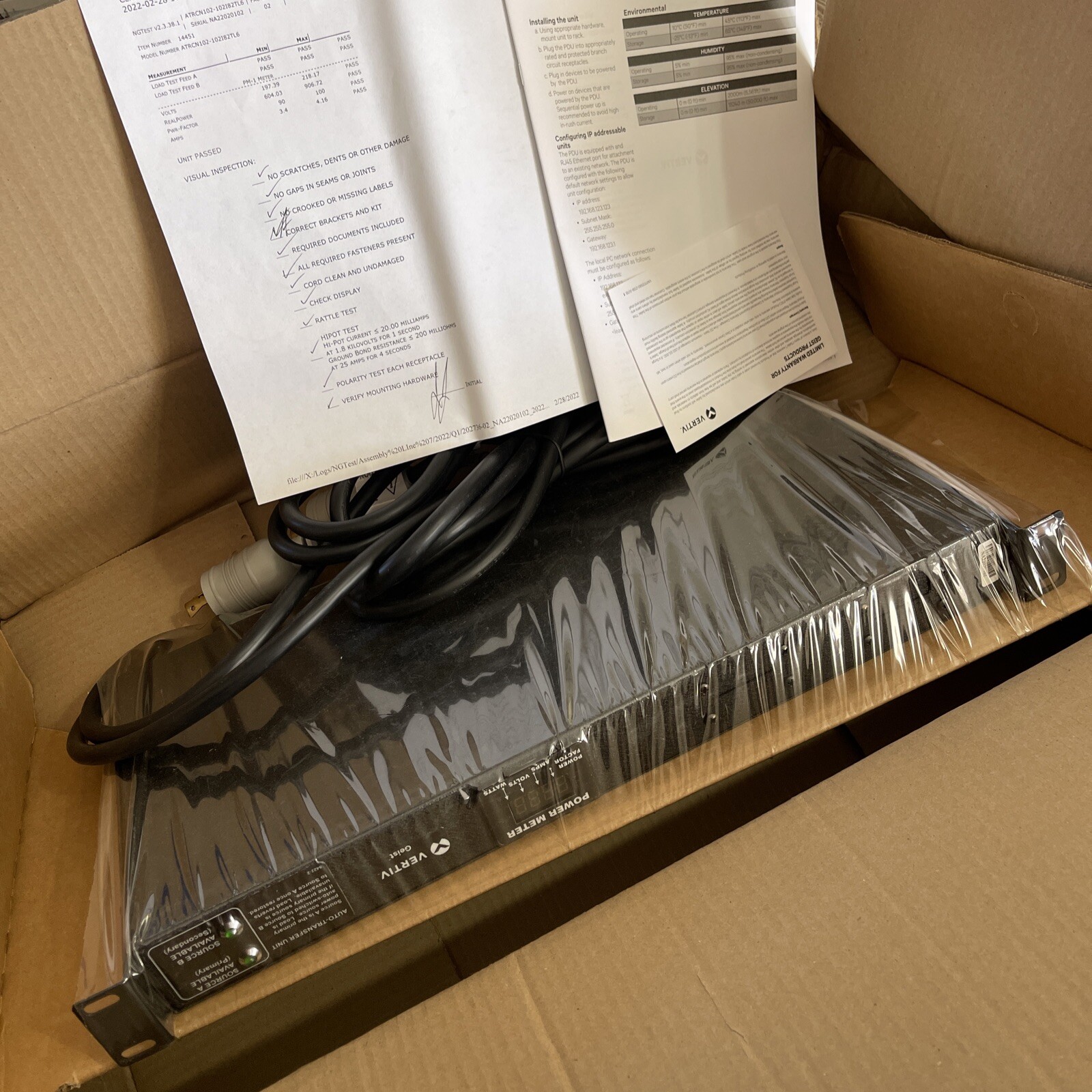 Vertiv Geist 14451 Power Distribution Unit PDU 20A 208V 3.3KW Rack Mount Surge