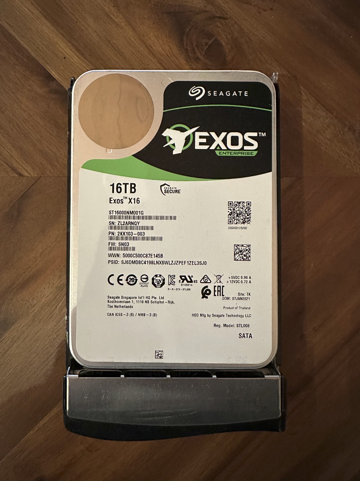 Seagate Exos X16 (7200RPM, 3.5", SATA III, 256MB Cache, SED) 16TB Internal...