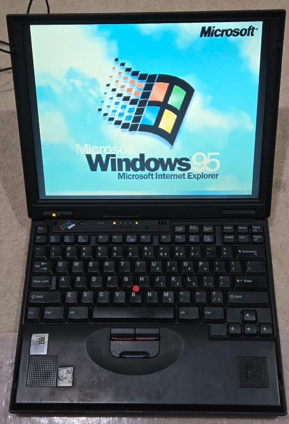 Vintage IBM Thinkpad 600 Laptop Windows 95 & DOS/Win 3.11, Floppy, Works Great