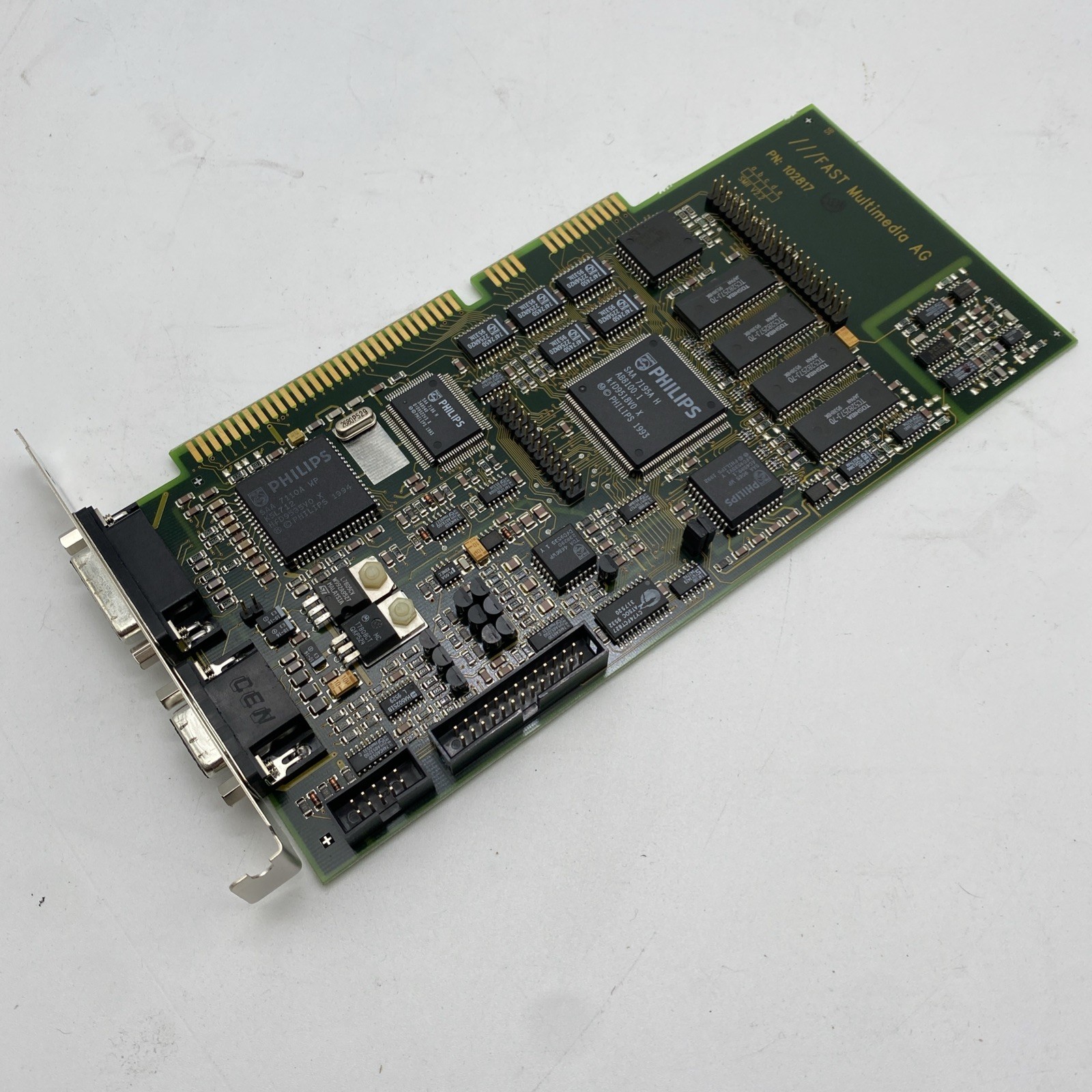 Fast Multimedia AG 102817 Graphics Card