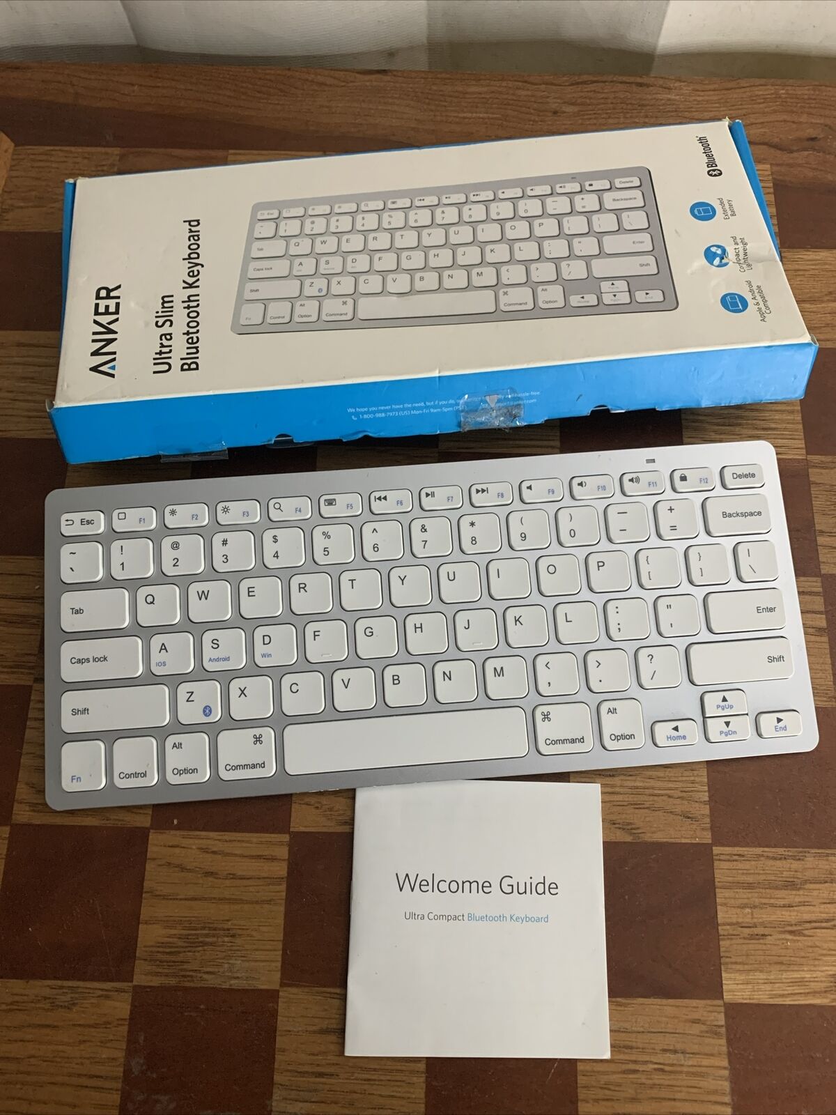 Anker A7726 White Ultra Slim Wireless Bluetooth Keyboard Apple Android PC Used
