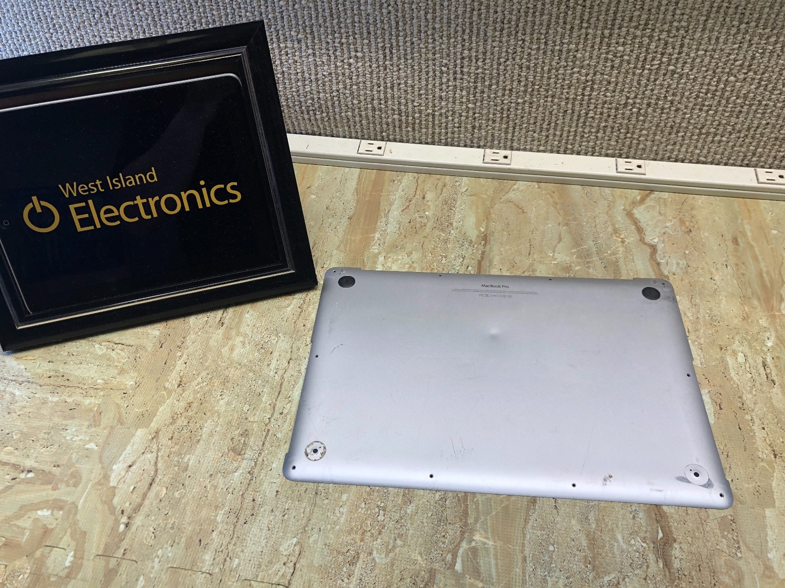 15” MacBook Pro Retina A1398 -GENUINE LOWER BOTTOM CASE - 2012 2013 2014 2015~2