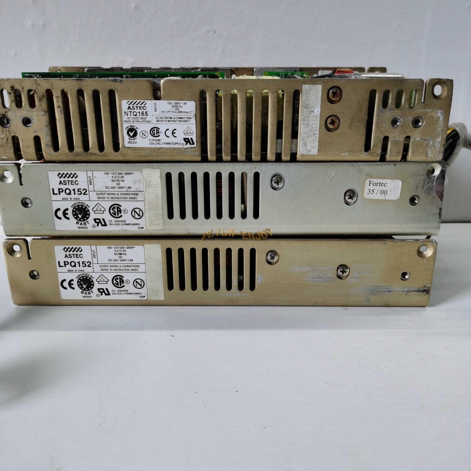 1PC Used ASTEC LPQ152 power supply