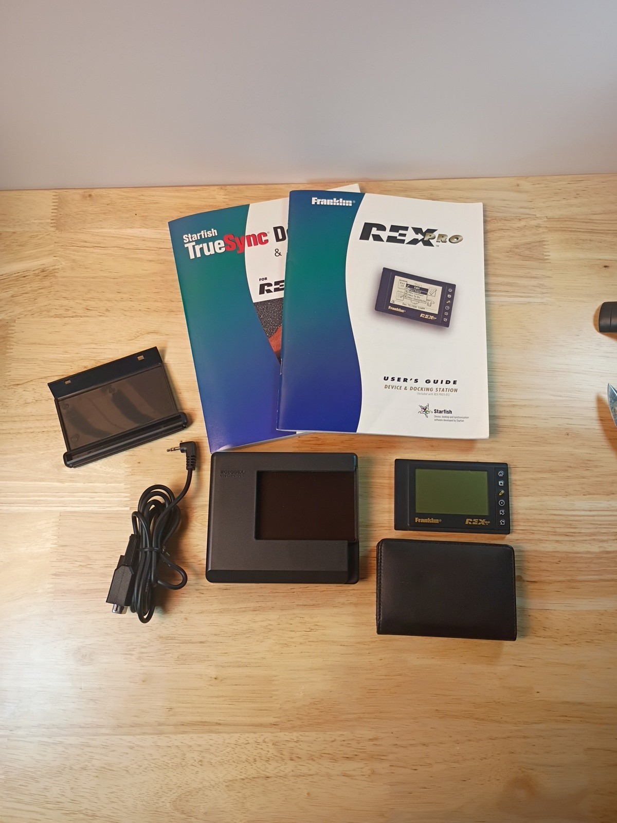 RARE 90's Vintage Franklin Rex Pro5-DS PC-Card Organizer 1998 w/ Accesories