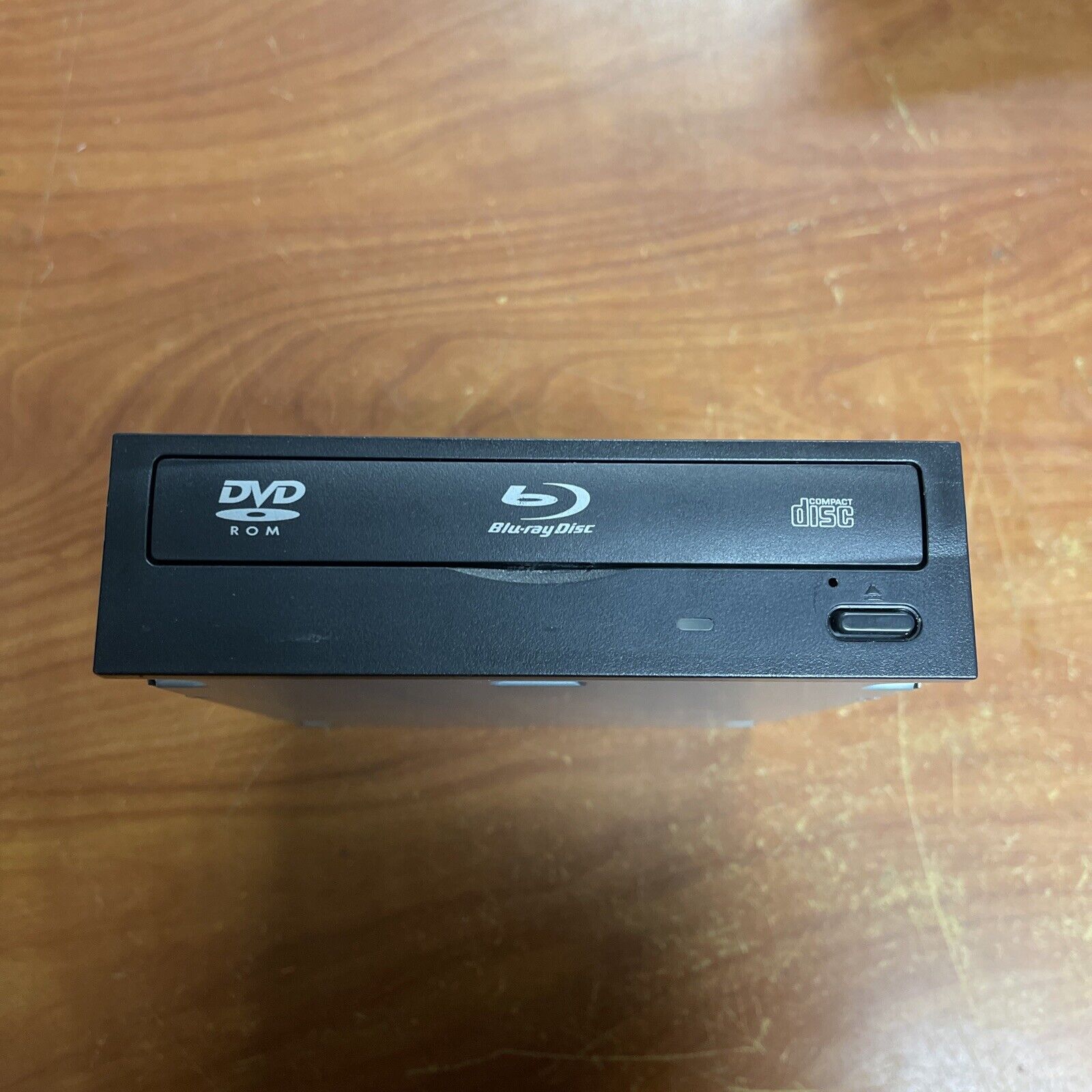 LITE-ON Black 4X BD-ROM 8X DVD-ROM 32X CD-ROM SATA Internal 4X Blu-ray Reader