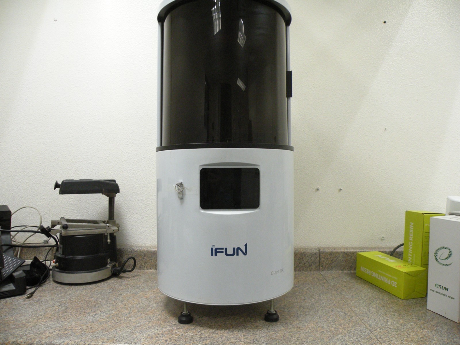 Giant 8K - High Resolution 3D Printer for Dental, Jewelry, Gold Casting, etc