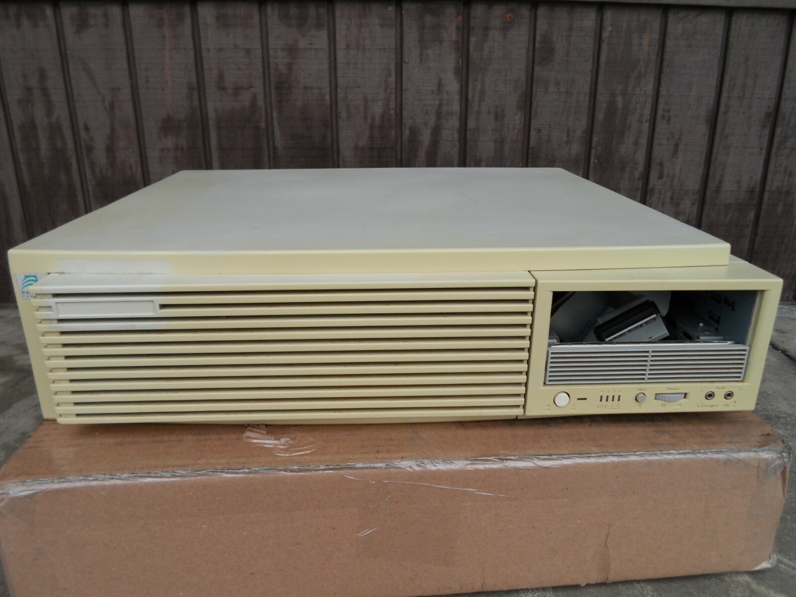 HP VISUALIZE A4988A A4125A C360 Workstation 367MHz 1GB Mem A4553A FX4 Sold AS-IS