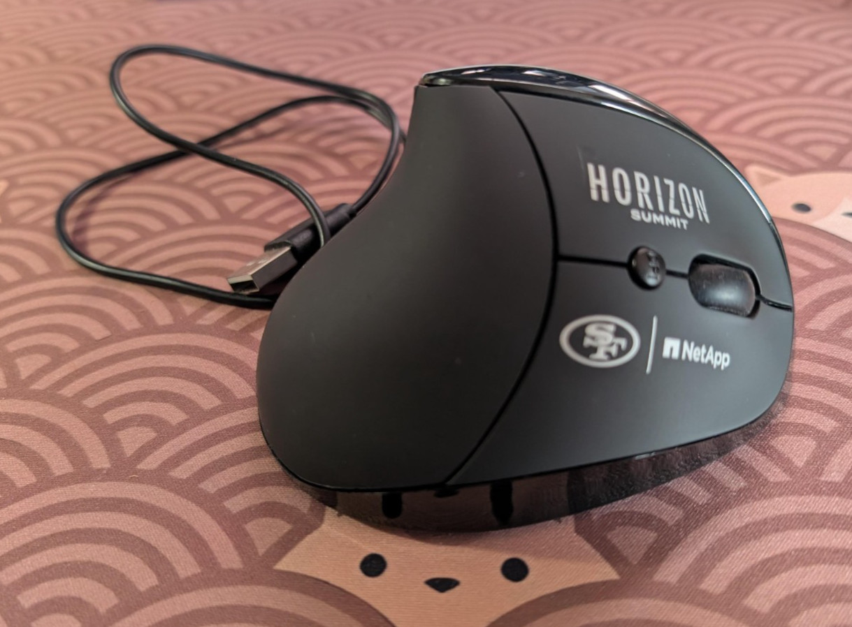 49ers Horizon Summit NetApp 6D Optical Vertical Wireless Mouse w/ Cable