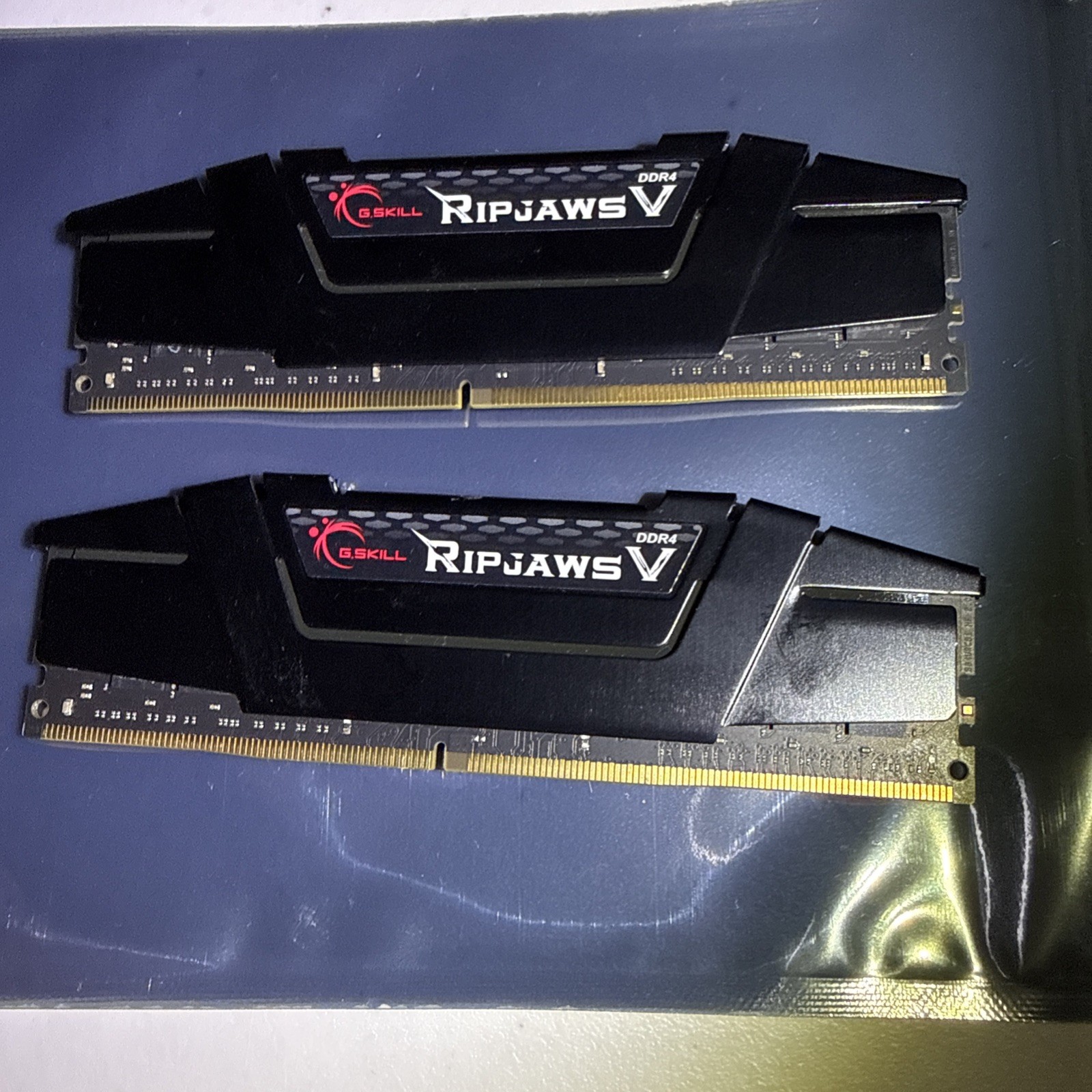 G.SKILL Ripjaws V 32GB (2x16GB) DDR4-3600 DIMM Intel XMP 2.0 F4-3600C16Q-64GVKC