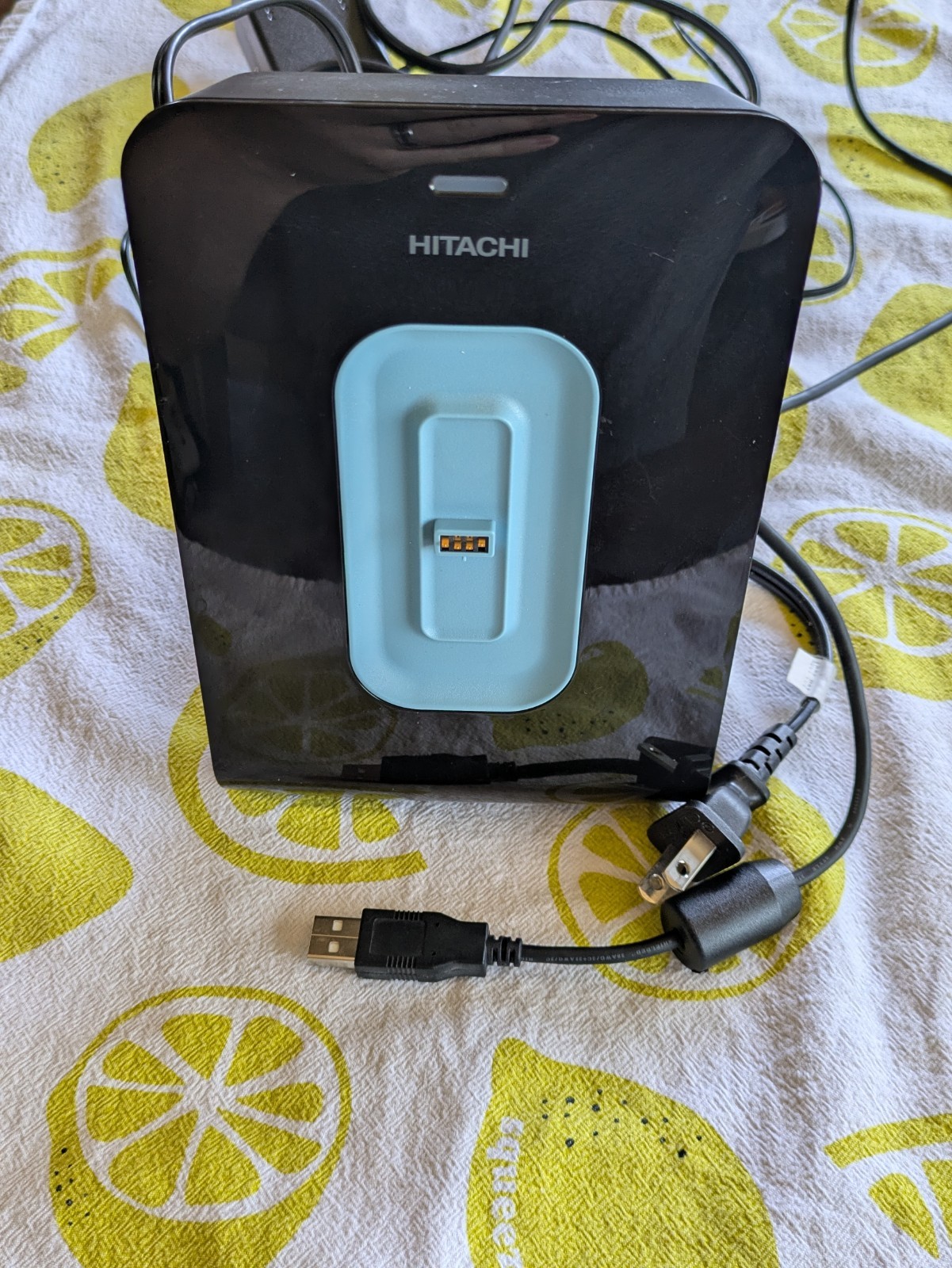 Hitachi 1 TB Life Studio Desk Plus (Tested & Working;  w/ Cables; No USB Key)