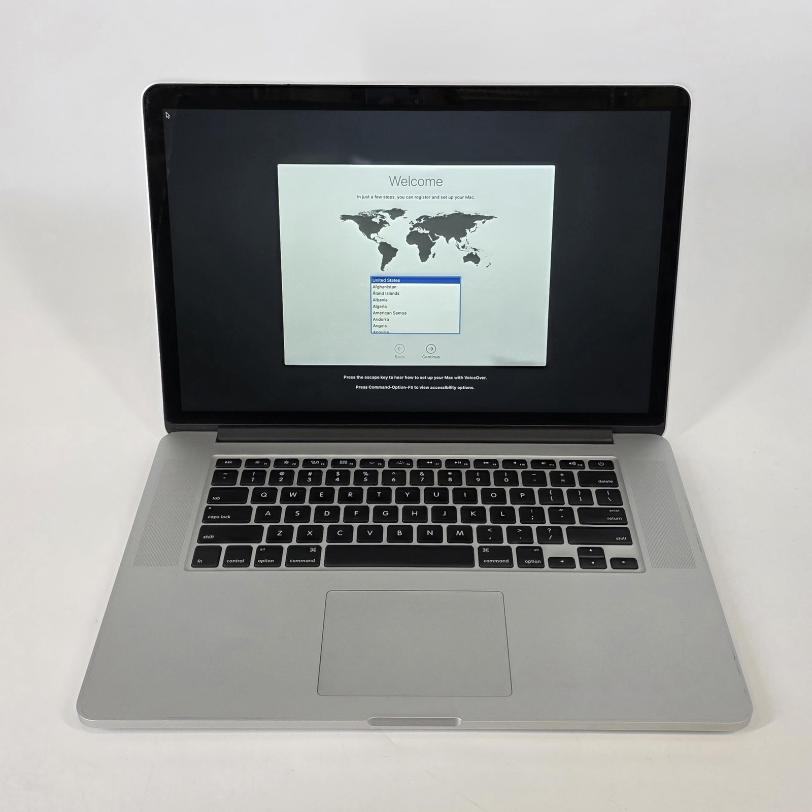 MacBook Pro Retina 15 Silver Late 2013 2.0 GHz i7 8GB 256GB SSD Good Condition