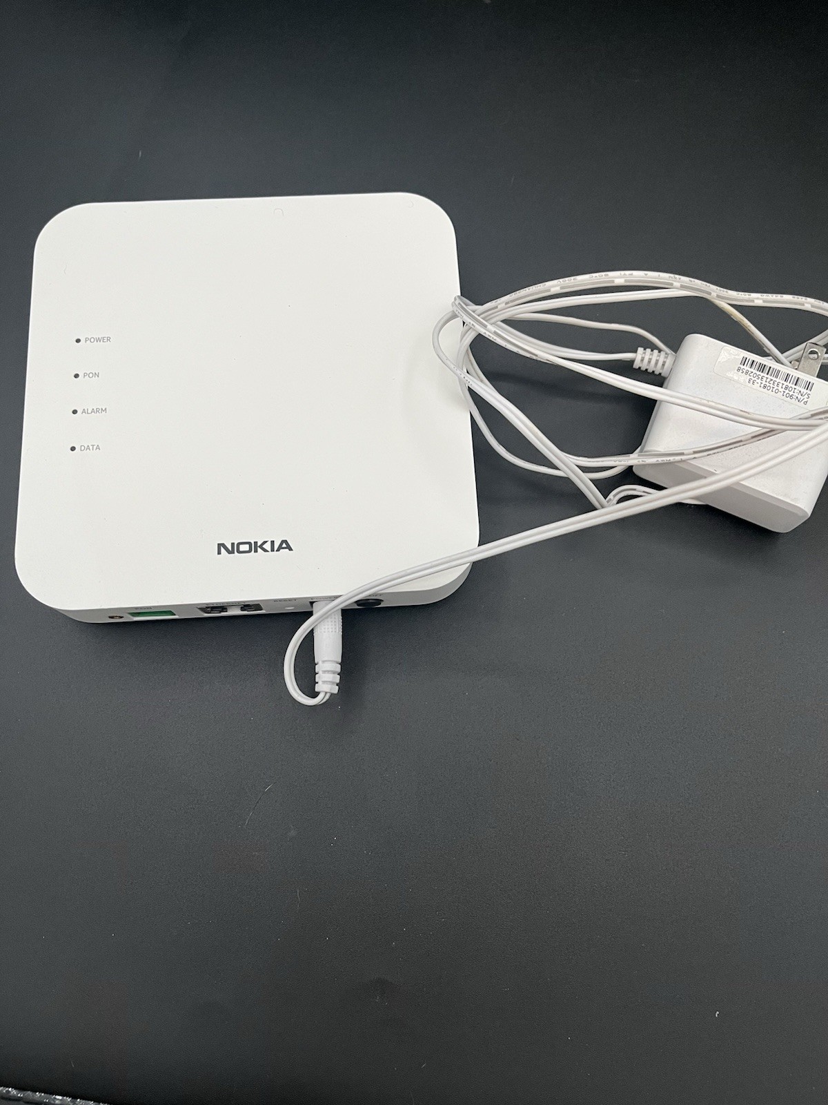 Nokia XS-010X-Q Optical Network Terminal Modem Router W/ Power Supply Adapter