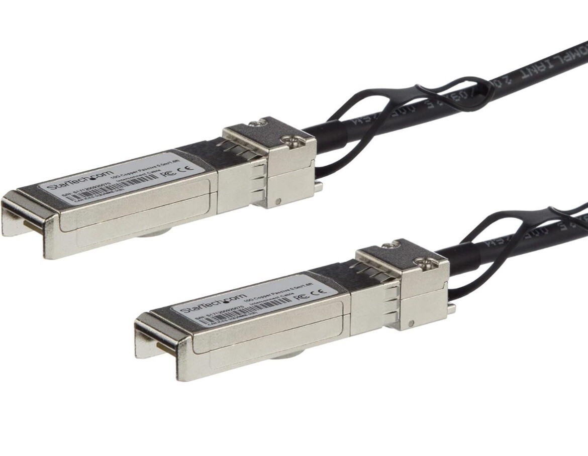 StarTech SFP+ Direct Attach Cable - MSA Compliant - 0.5 m / 1.6 ft. 10 GbE