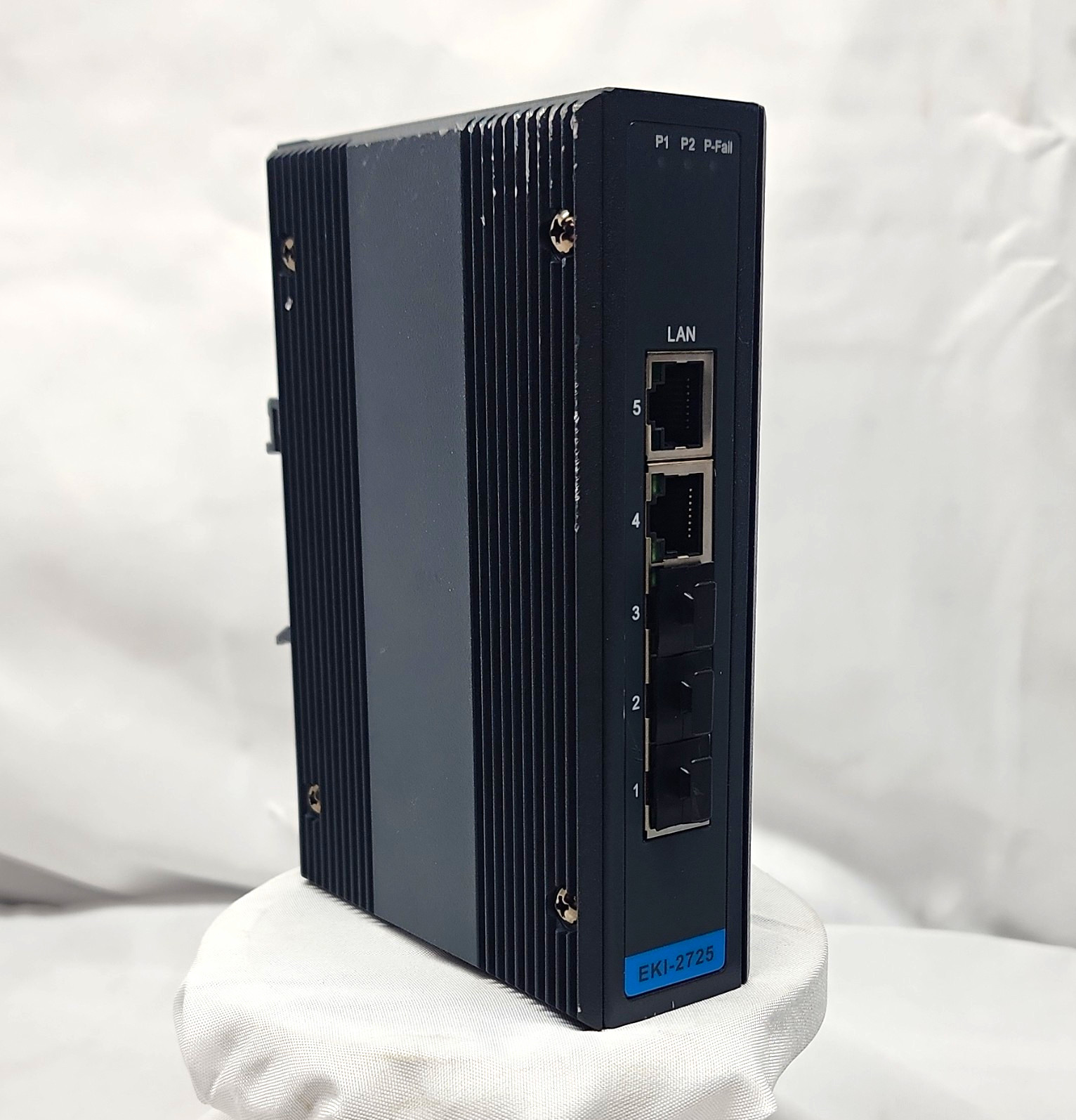 Advantech EKI-2725 5-Port Gigabit Unmanaged DIN Rail Ethernet Switch RJ-45
