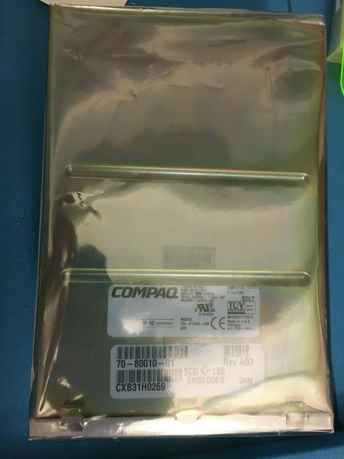 Compaq TR-S12AA-CM SDLT 110/220 GB internal SCSI LVD tape drive CPQ:215390-001