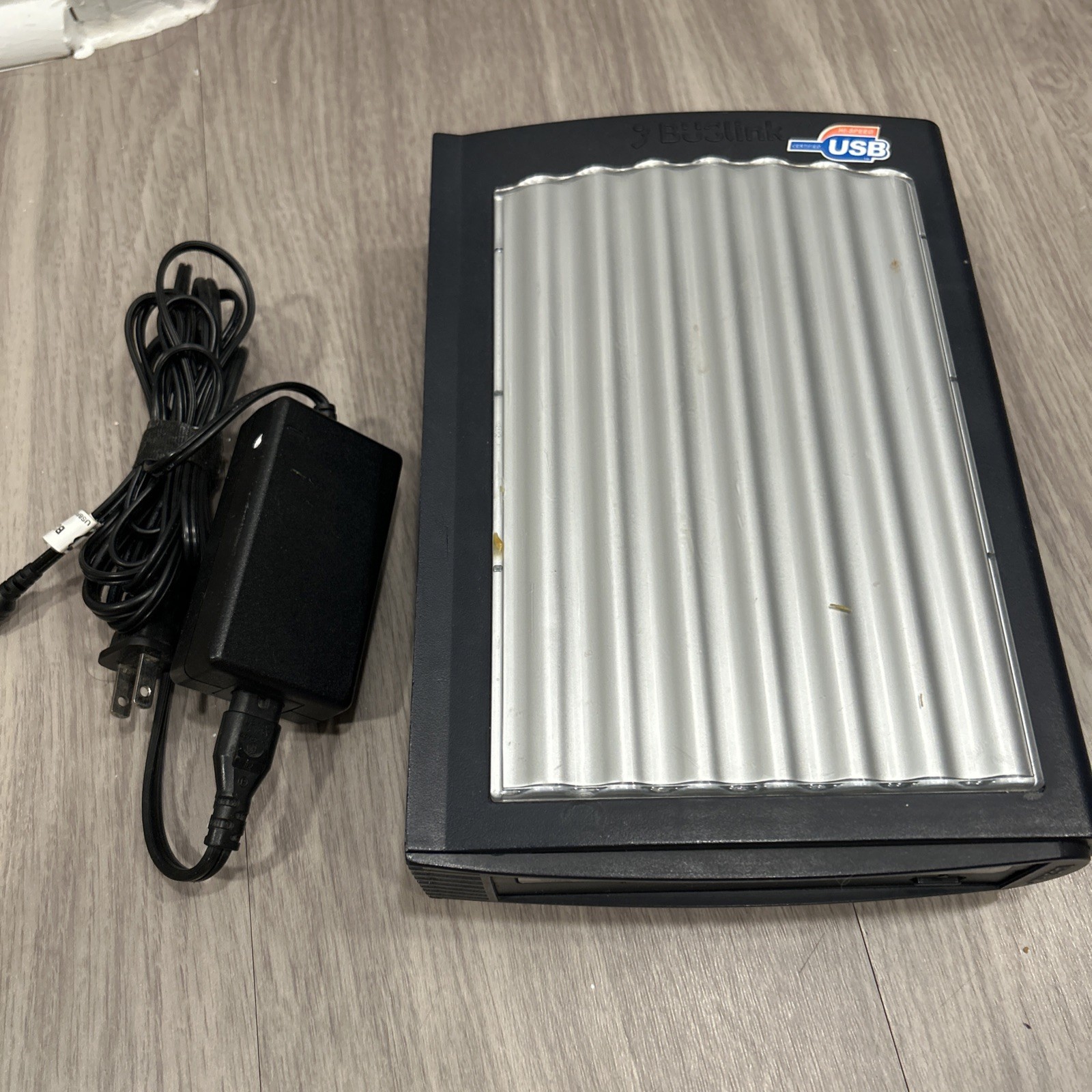 Buslink USB Hi-Speed 52X Cd-RW Drive