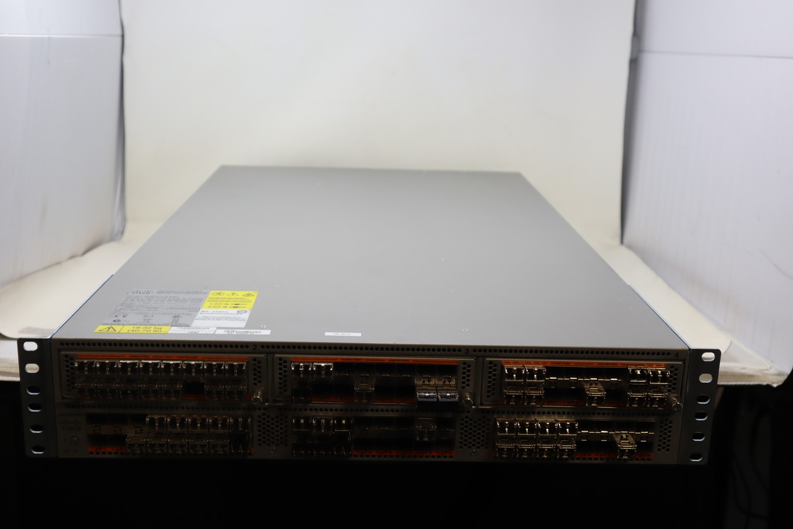 Cisco Nexus 5596 UP Rack-Mounted Network Switch - C Grade