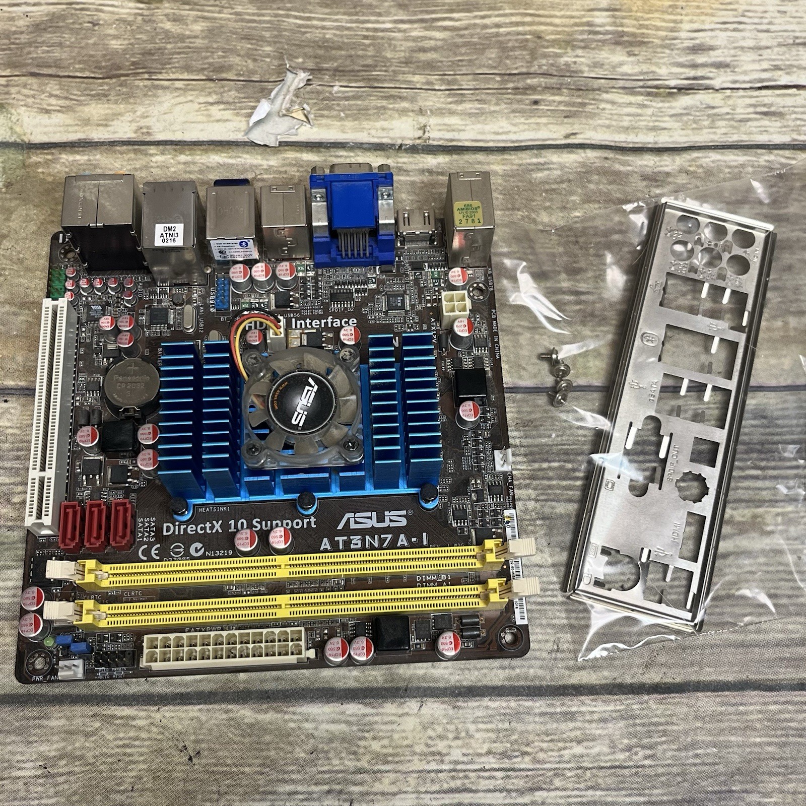 ASUS AT3N7A-I Mini-ITX Motherboard Intel Atom 330 NVIDIA ION w/ I/O Shield