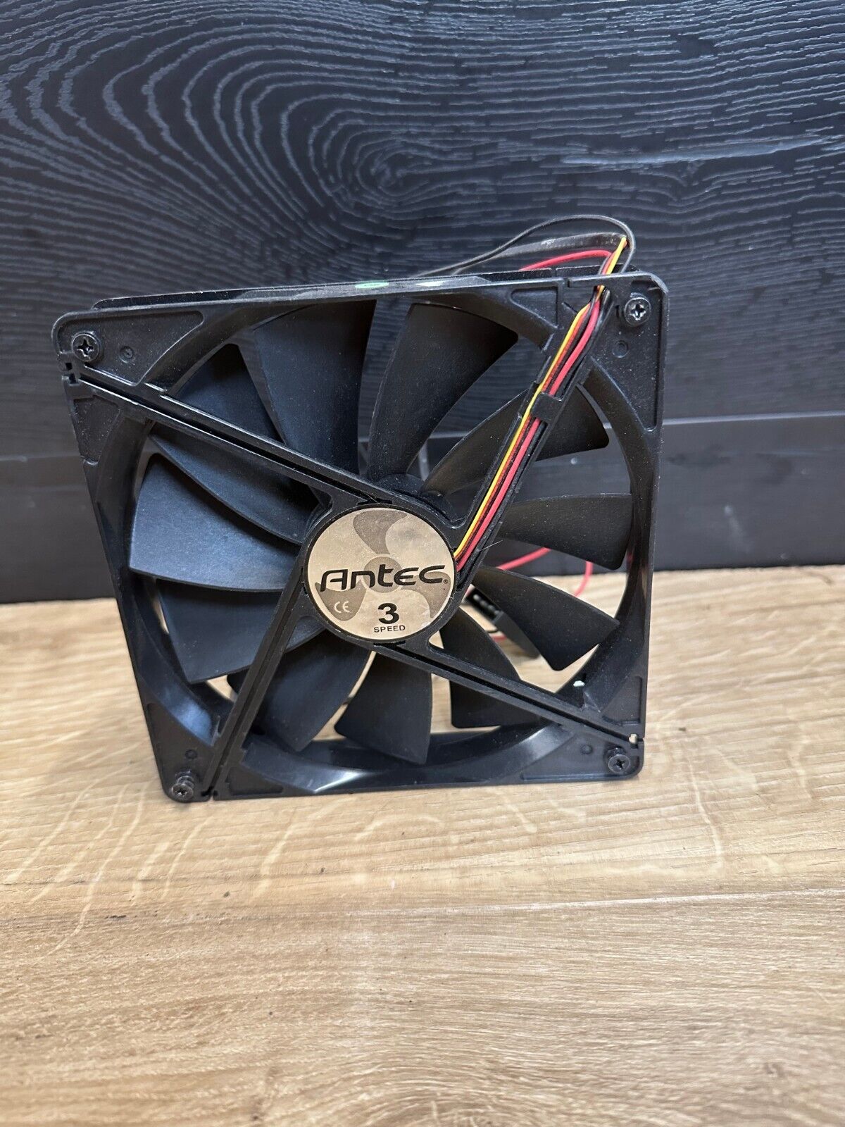 ANTEC TRI COOL 120X120X25MM STANDARD CASE FAN WITH 3 SPEED SWITCH