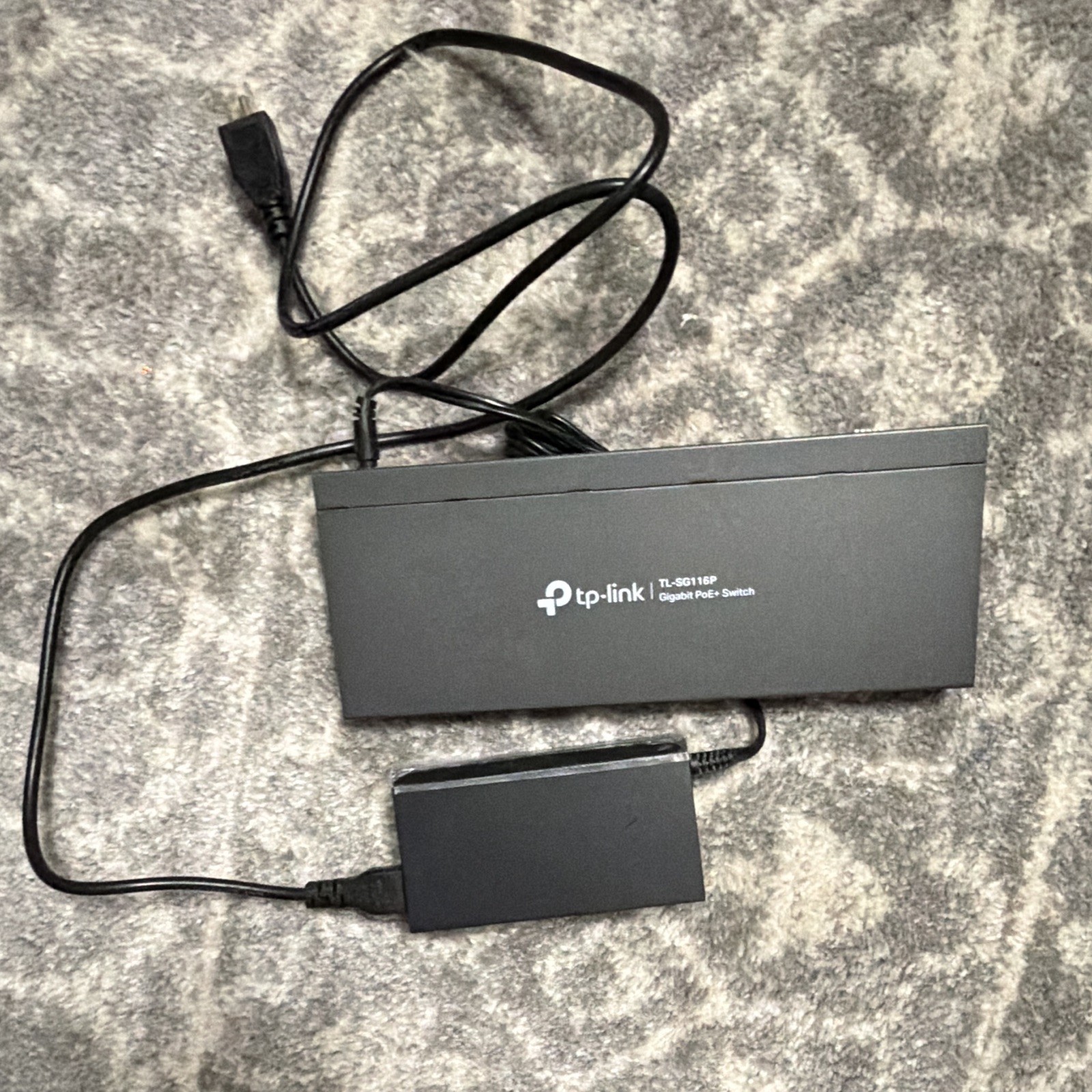 TP-LINK TL-SG116P 16-Port Gigabit PoE+ Unmanaged Ethernet Switch w/ Adapter
