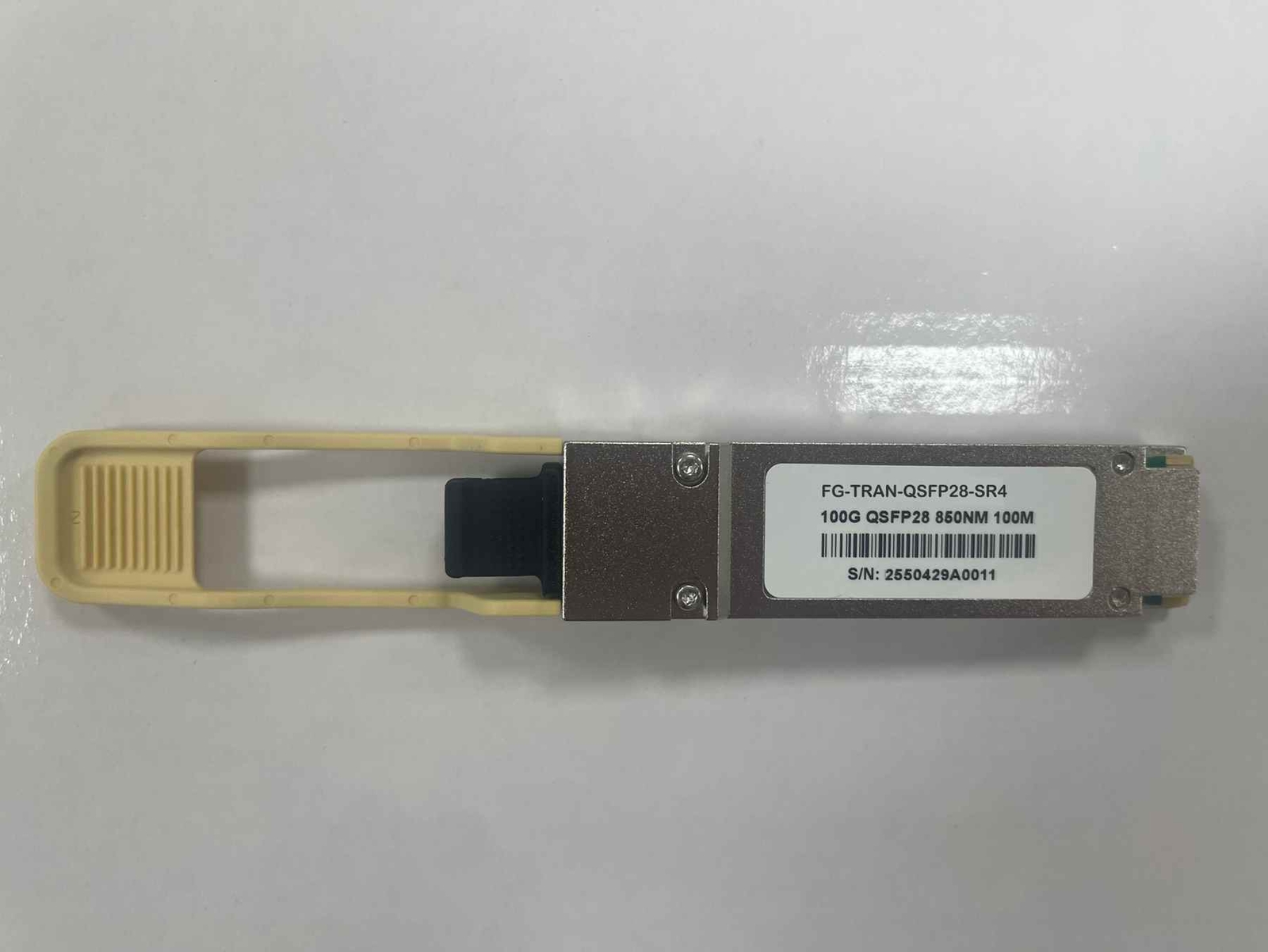 FG-TRAN-QSFP28-SR4 for Fortinet 100GBASE-SR4 QSFP28 850nm 100m DOM Transceiver