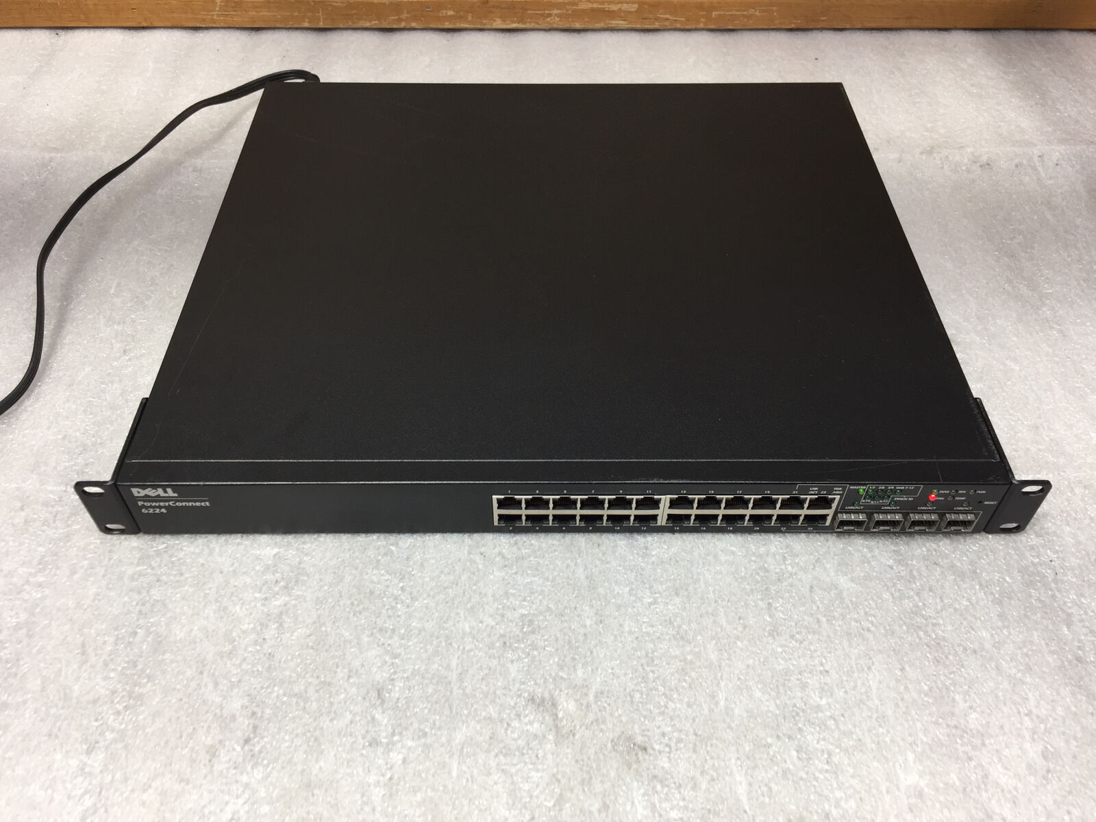 Dell PowerConnect 6224 24 Port Gigabit Switch 4x Dual Ethernet/10 SFP+ *See Desc