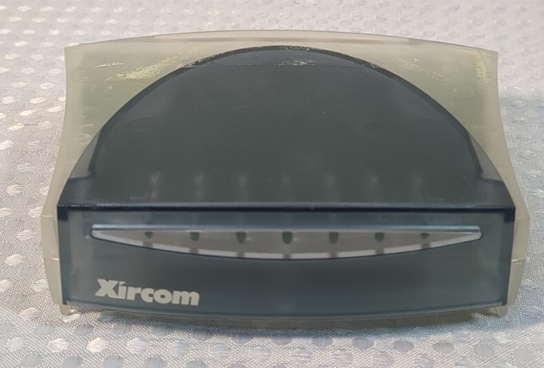 Xircom PortGear PGMHUB4 4-Ports External Hub Stackable