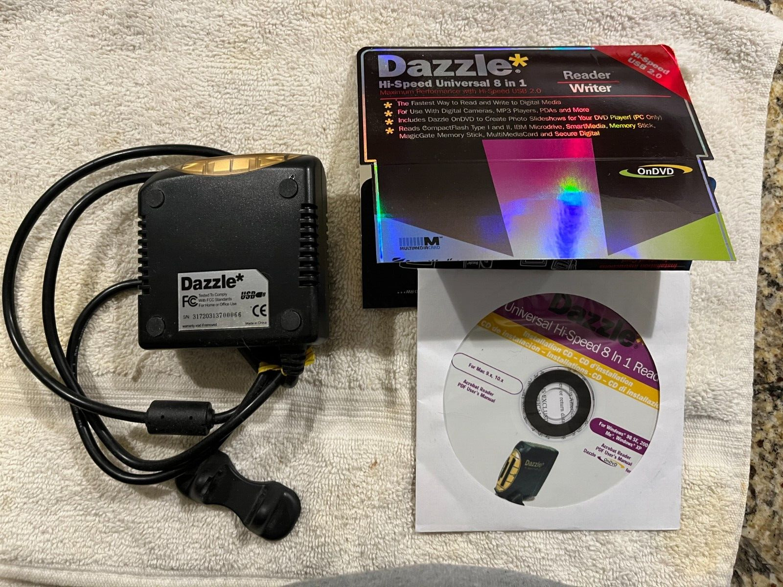 Dazzle Hi-Speed USB 2.0 Reader/Writer