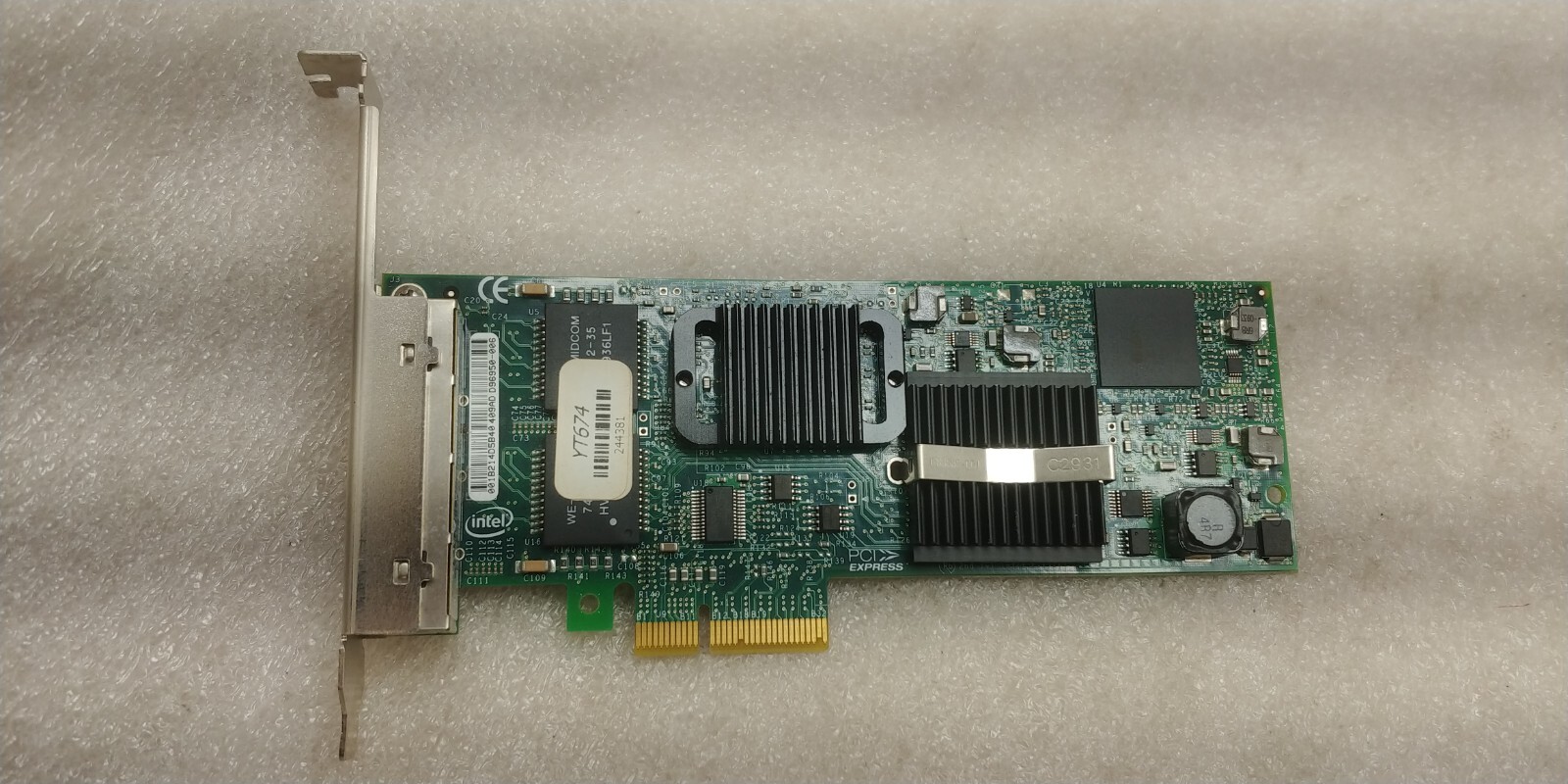 Intel(R) Gigabit ET Quad Port SVR Adapter RJ-45 1Gbps E64750-004 E1G44ET F S/H
