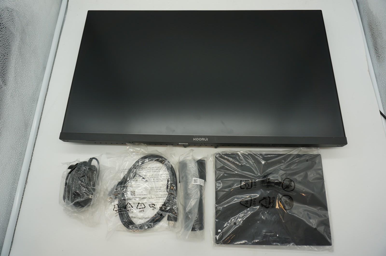 KOORUI 27 Inch (2560x1440) IPS Ultra-Thin Monitor 100Hz Refresh Rate PC1741528