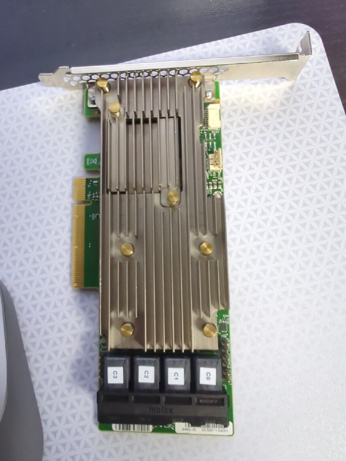 DELL / BROADCOM MEGARAID 9460-16I 12GB/S SAS+SATA+PCIE NVME 16 LANES PCI-E 3.1 X