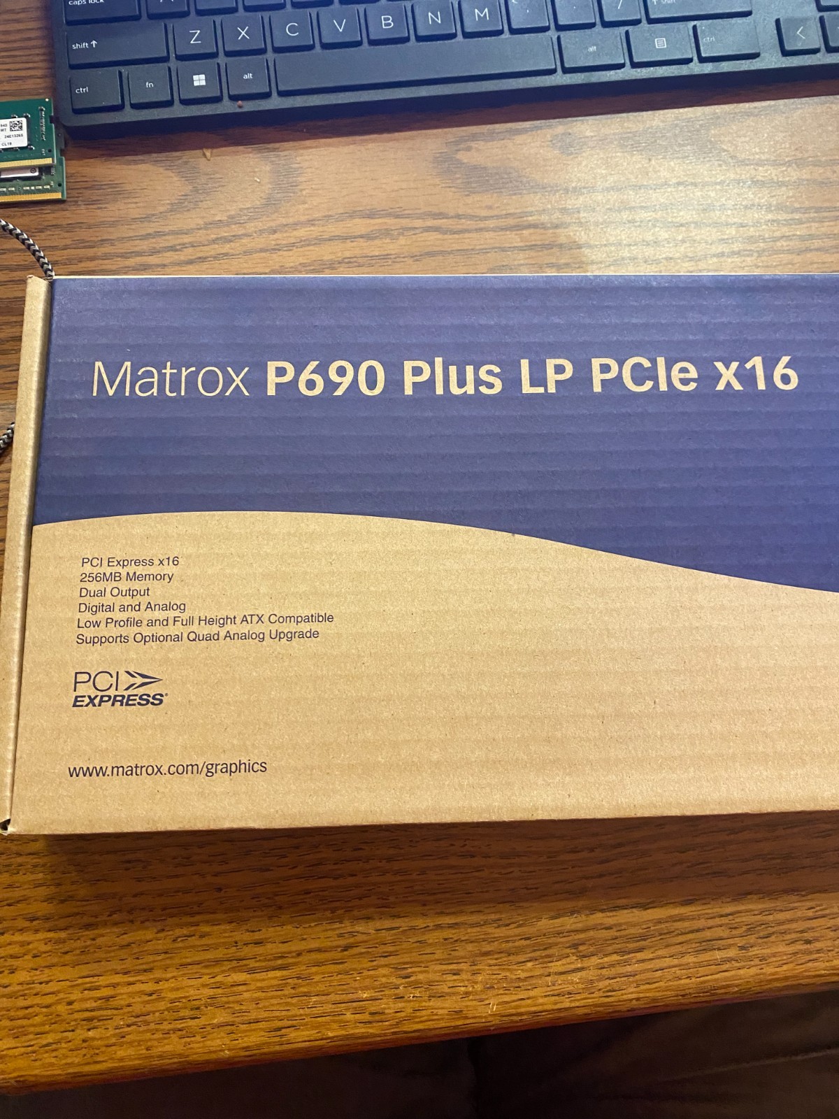 matrox p690 plus lp pcie x16 *bin back la