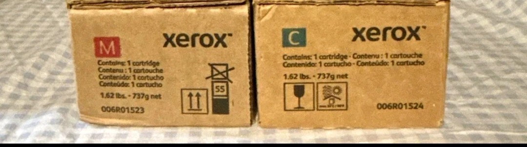 Xerox Genuine Cyan Magenta Toner Lot for Color 550/560/570 C60/C70 006R01523-24