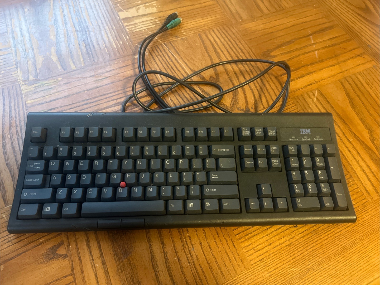 IBM KPD8923 TrackPoint Keyboard - USED