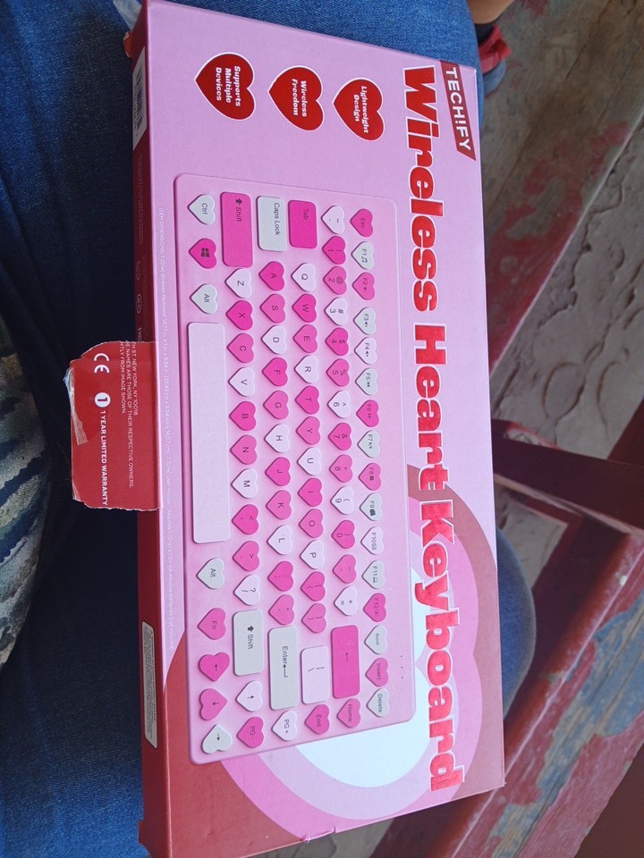Wireless Heart Keyboard - Pink