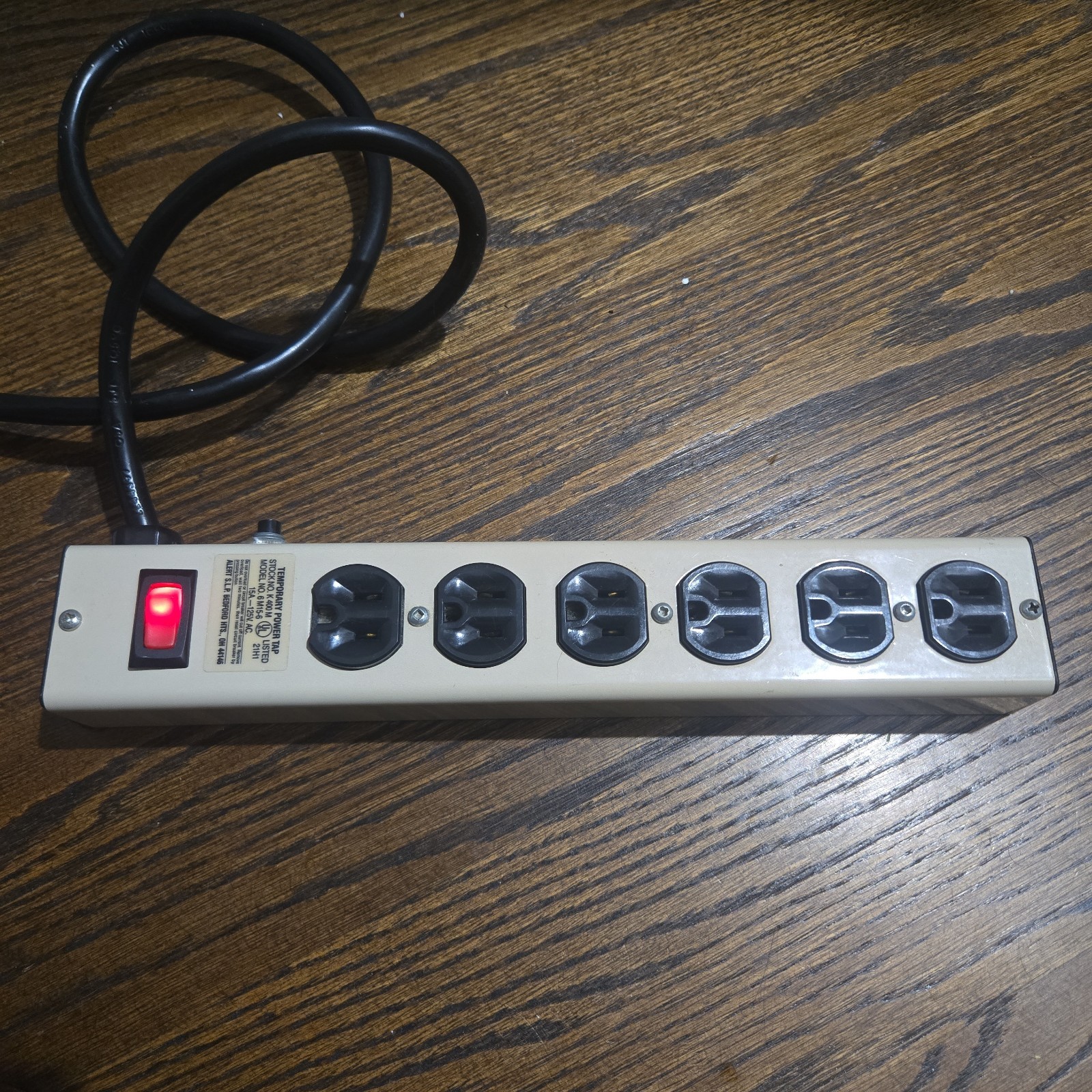 Vintage Metal Power Strip Heavy Duty Alert SLP Temp Power Tap 6-Outlet - Tested 