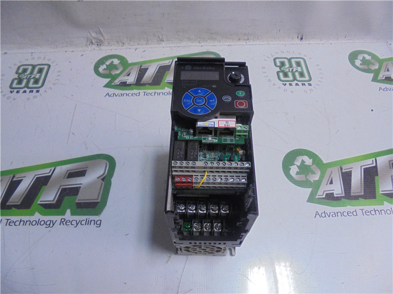 Allen Bradley 25B D2P3N104 AC Drive Specialty Equipment Untested