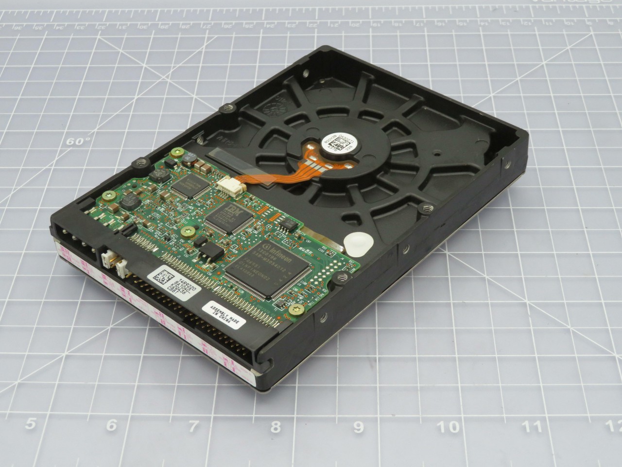 HITACHI HDS722580VLAT20 08K0462 HARD DRIVES 7200 RPM T189491