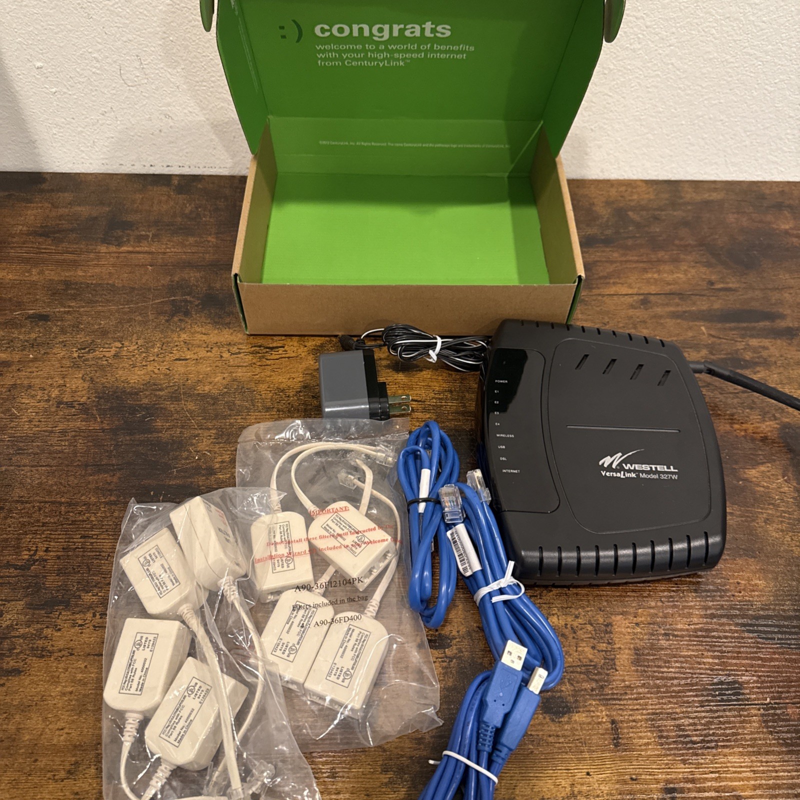 Westell VersaLink Model 327W Wireless Modem Gateway Router (B90-327W14-06)