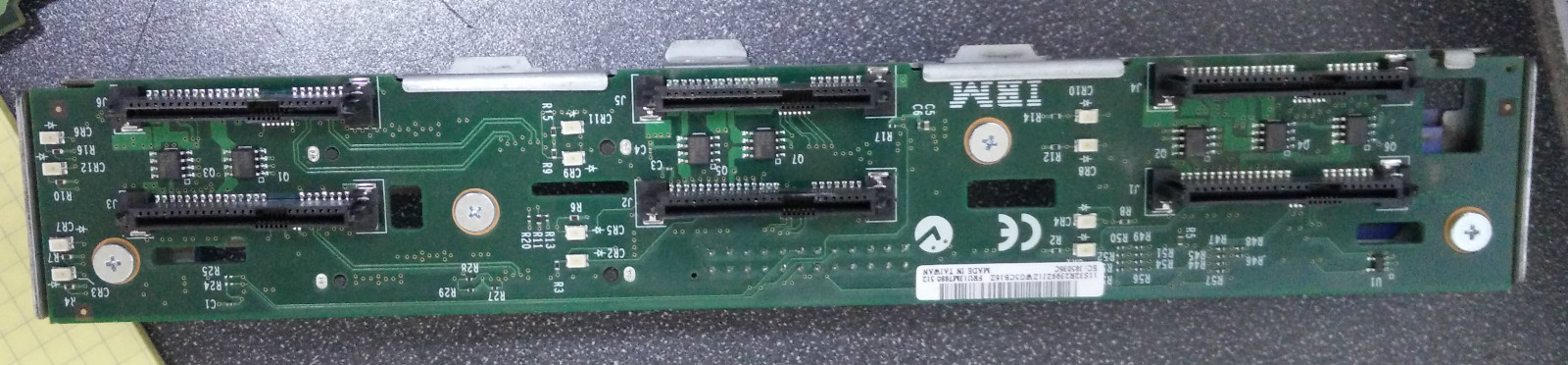 IBM 13M7880 / 32R2399 xSeries All Models SAS RAID HDD Backplane Board