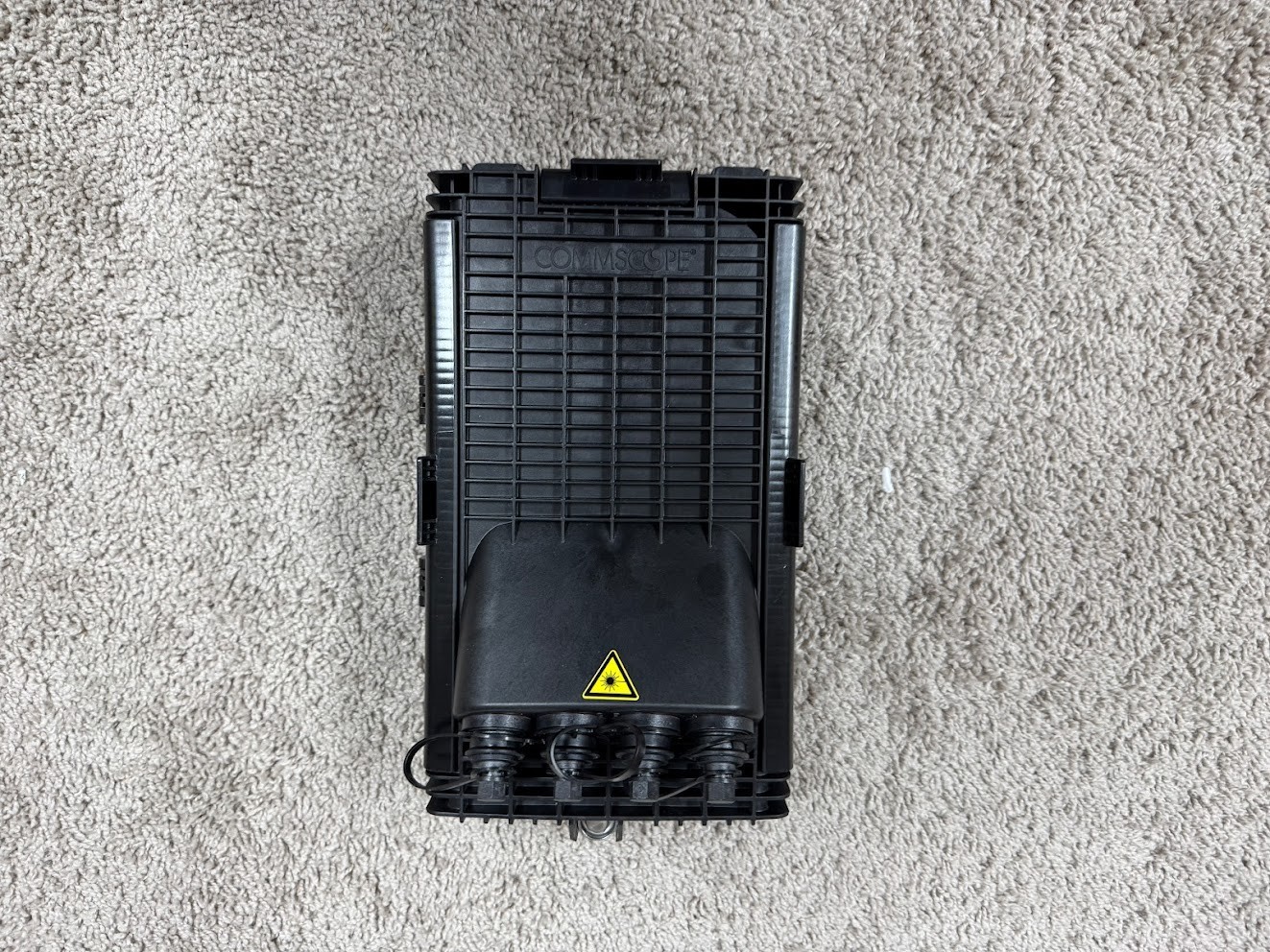 Commscope Mini-OTE 300 260103822 OTE-04MH-14-EXTG03-U23 Open Box