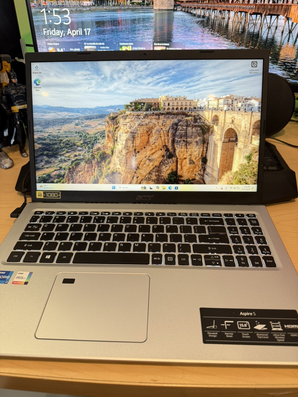 Acer Aspire 5 (2021) 11th Gen Intel(R) Core(TM) i7-1165G7 @ 2.40GHz 12 GB RAM 
